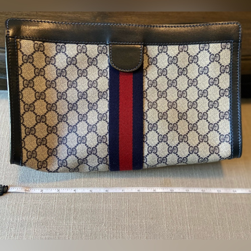 Gucci | Clutch | Large | Monogramsherry Canvas